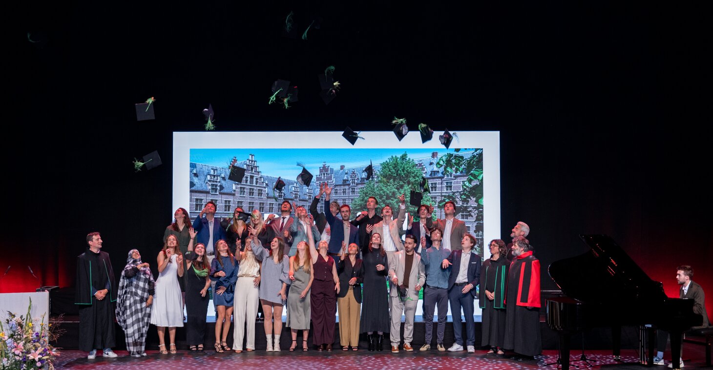 Dit zijn onze alumni maritiem en logistiek management